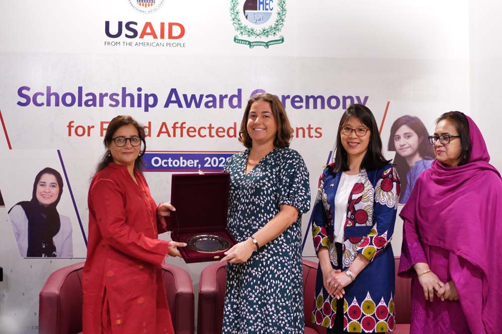 IBA Karachi hosts HEC- USAID funded merit and needs-based scholarship program award ceremony 